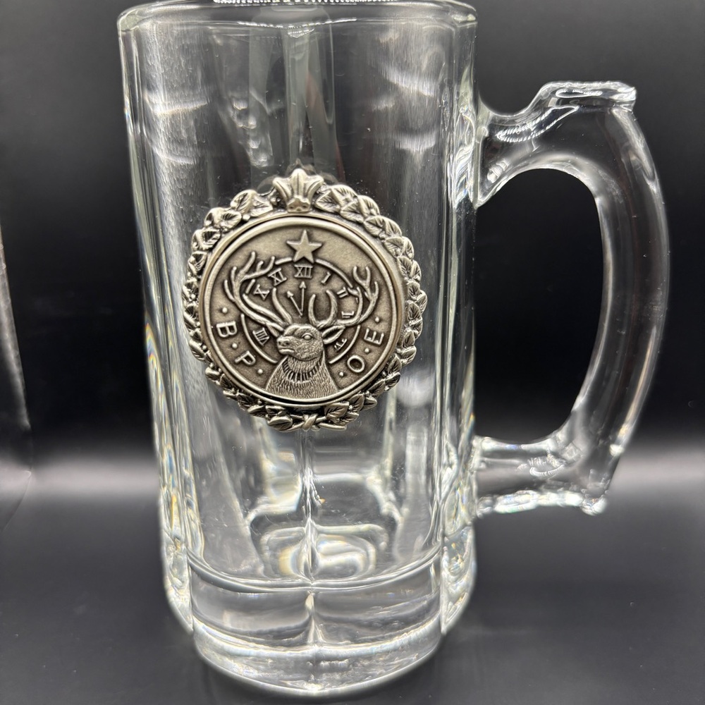 Brewing Collectible Glass Beer Mug with Deer Medallion 6” Tall